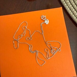 NWOT S925 Sterling Silver Necklace